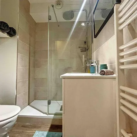 Emplacement Ideal Plages Cap D'antibes Gare Juan Les Pins Appartement Antibes