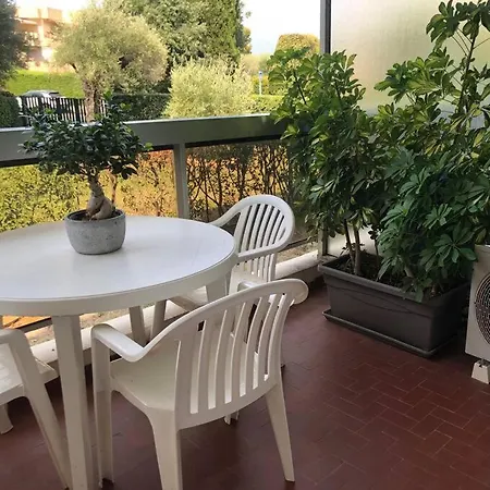 Emplacement Ideal Plages Cap D'antibes Gare Juan Les Pins Appartement *